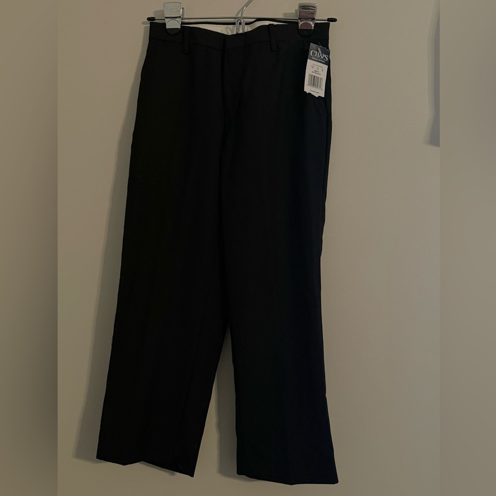 BNWT Chaps Boy’s Classic Black Trousers. Size 8.
